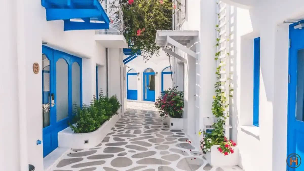 greek-home-decoration-blue-white-combination